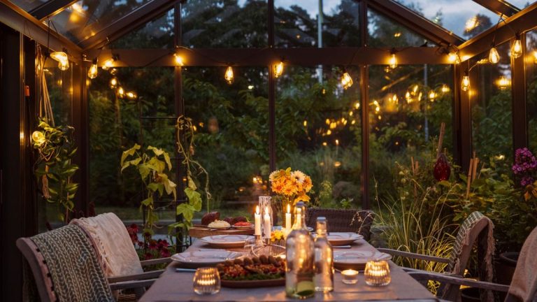 Les 5 endroits les plus surprenants pour utiliser des lampes solaires – conseils pour éviter un éclairage de jardin prévisible