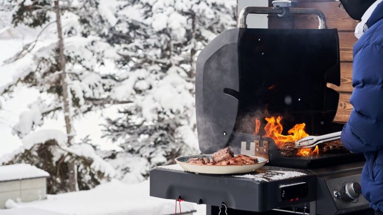 Comment griller en hiver – les gourous du grill révèlent 7 conseils pour griller facilement en hiver Comment griller en hiver – les gourous du grill révèlent 7 conseils pour griller facilement en hiver