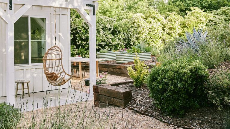 Comment réaliser un aménagement de jardin durable – 5 idées d’experts dont vous avez besoin pour un espace plus respectueux de l’environnement