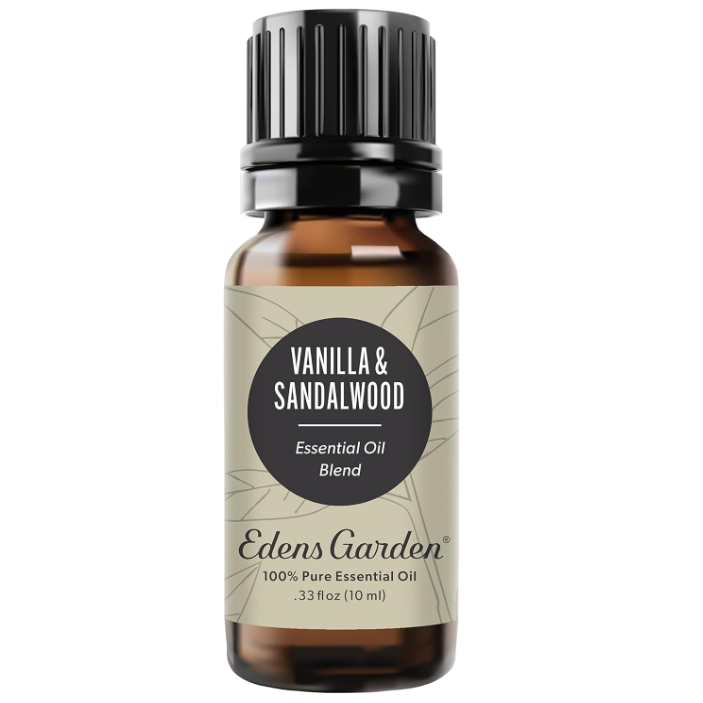 Une photo de produit du mélange d'huiles essentielles en bois de santal de vanille Edens Garden - Bouteille de qualité supérieure 100% pure, non diluée d'Amazon