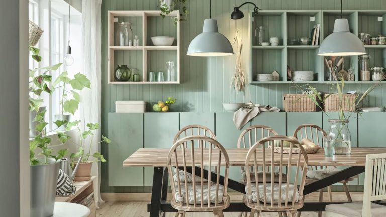 Guide de survie simple d'un éditeur intérieur pour faire du shopping à Ikea - y compris les sections à acheter et que vous devriez éviter
