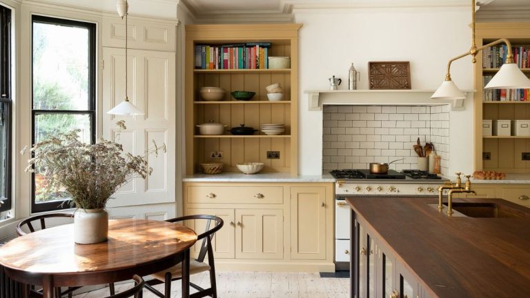 6 choses rapides que les gens avec des cuisines propres font toujours - cela rendra la cuisine beaucoup moins stressante dire des nettoyeurs professionnels