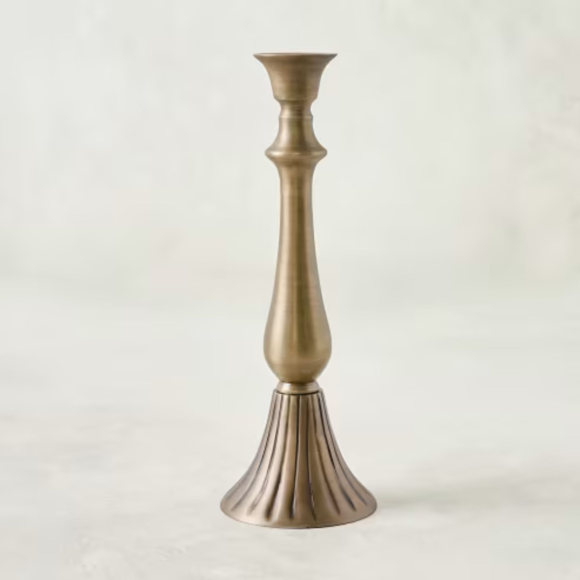 Bougeleur en laiton Faris Antiqued