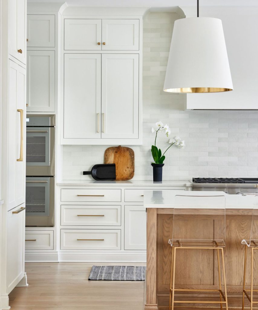 7 tendances de plancher de cuisine que vous verrez partout en 2025, disons des designers d’intérieur 7 tendances de plancher de cuisine que vous verrez partout en 2025, disons des designers d'intérieur