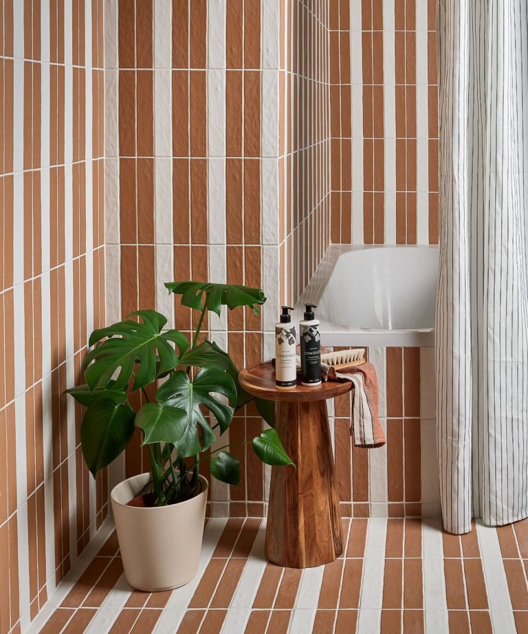 Où placer un monstera pour attirer la fortune, l’abondance et l’énergie positive dans votre maison, selon Feng Shui experts Où placer un monstera pour attirer la fortune, l'abondance et l'énergie positive dans votre maison, selon Feng Shui experts