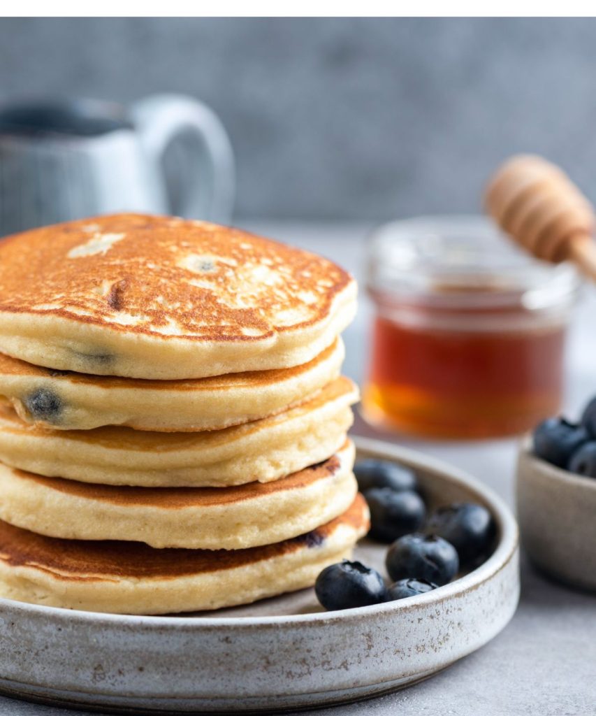 Pouvez-vous faire des crêpes dans une friteuse à air? J'ai essayé et c'est rapide et facile - mais voici comment ça se compare à la cuisinière