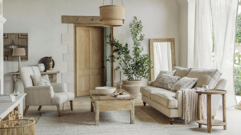 Le guide ultime des mesures de dégagement du salon et l'espacement - tout ce que vous devez savoir pour obtenir les bases de votre chambre