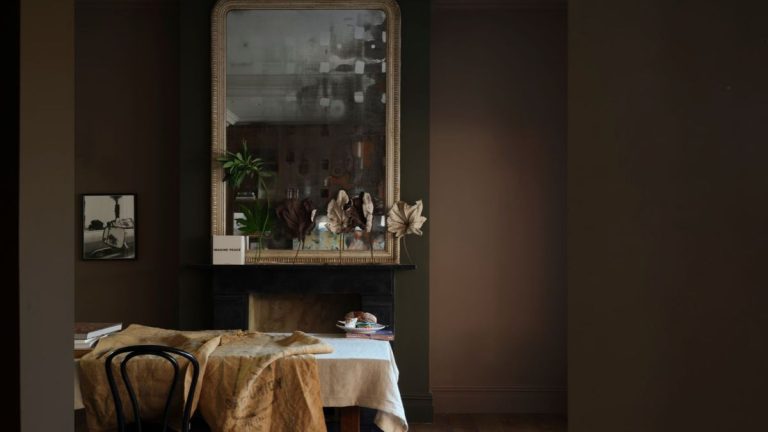 Farrow & Ball vient de relancer trois de ses couleurs d’archives de peinture – voici comment décorer avec ces nuances magnifiquement complexes selon un expert en couleur Farrow & Ball vient de relancer trois de ses couleurs d'archives de peinture - voici comment décorer avec ces nuances magnifiquement complexes selon un expert en couleur