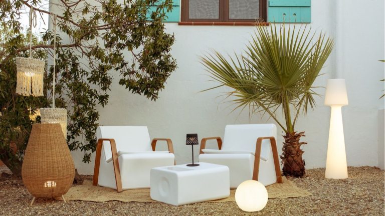 Besoin de préparer l’été de votre jardin? Newgarden a tout ce dont vous avez besoin pour transformer votre espace extérieur en une oasis relaxante Besoin de préparer l'été de votre jardin? Newgarden a tout ce dont vous avez besoin pour transformer votre espace extérieur en une oasis relaxante