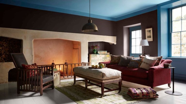 Blue and Brown est le jumelage inattendu qui est plus habitable que vous ne le pensez – voici comment décorer avec cette combinaison tendance Blue and Brown est le jumelage inattendu qui est plus habitable que vous ne le pensez - voici comment décorer avec cette combinaison tendance