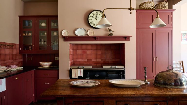 Tout le monde est obsédé par les carreaux vintage en ce moment – apportez le charme nostalgique de cette fonctionnalité de conception classique dans votre maison avec nos 5 idées de design Tout le monde est obsédé par les carreaux vintage en ce moment - apportez le charme nostalgique de cette fonctionnalité de conception classique dans votre maison avec nos 5 idées de design