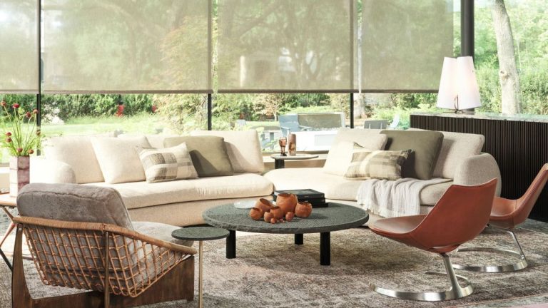 Modernisme réfléchi - comment une maison de Dallas fait que le design contemporain audacieux se sent chaleureux, accueillant et confortable