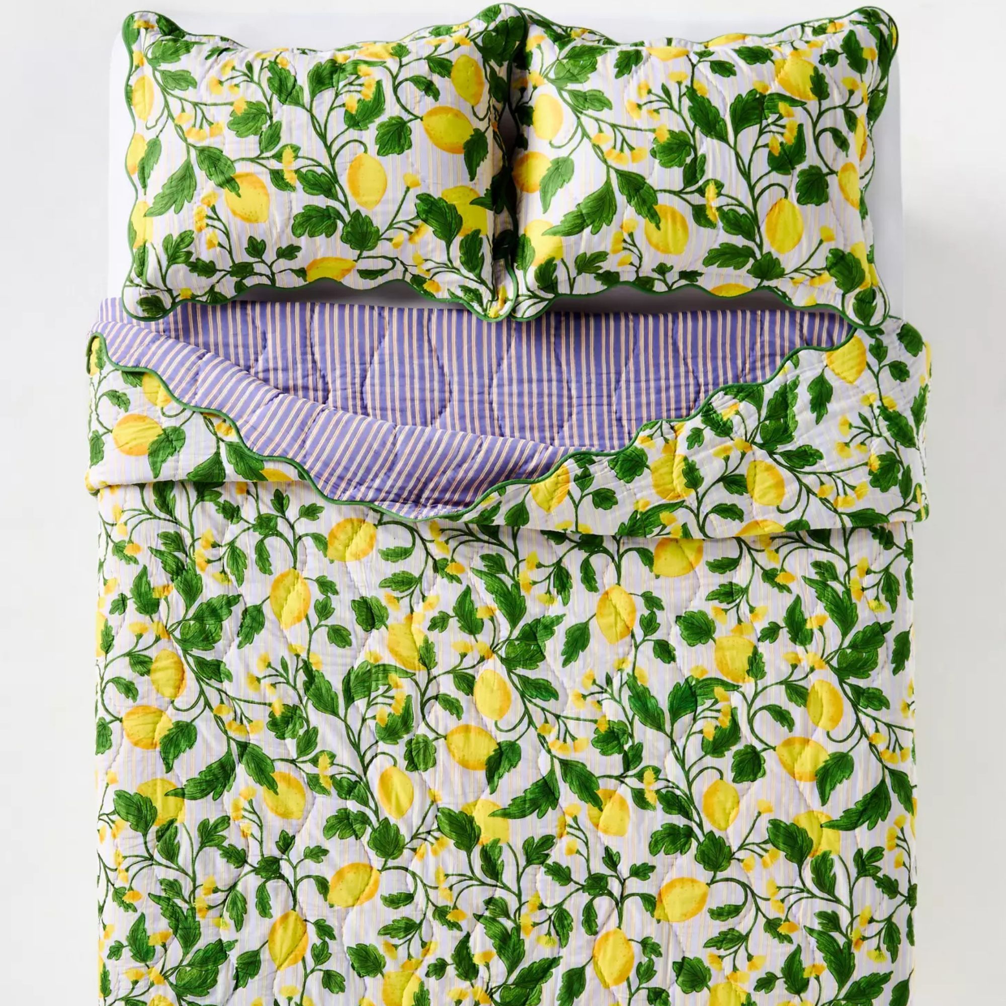 Anthropologie, quilt floral imprimé en coton Iluka (motif jaune) reine