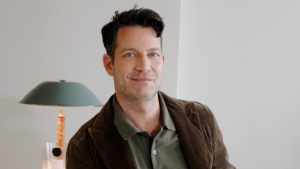 Je pensais que ce détail des carreaux de salle de bain était totalement obsolète – mais cette salle de bain vintage de Nate Berkus prouve que les bons matériaux peuvent le rendre chic en 2025 Nate Berkus