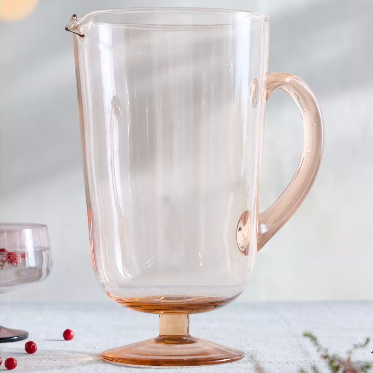 Un pichet rose saumon