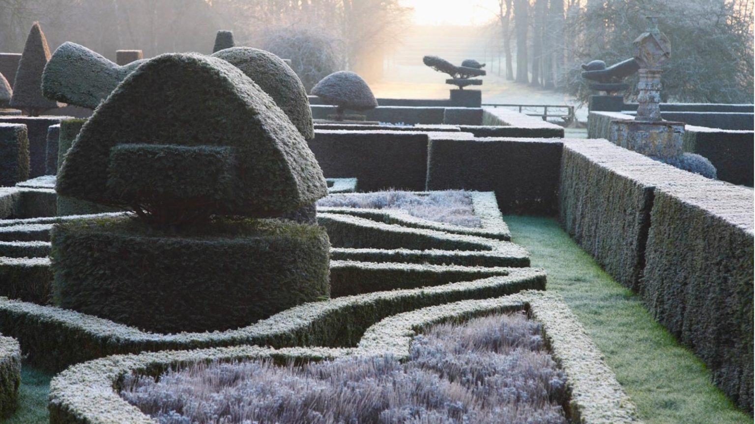 Les prévisions hivernales de l’almanac des agriculteurs 2025 prédisent les «tempêtes de neige fréquentes qui pourraient éliminer votre plantation – voici comment aller de l’avant et préparer votre jardin Farmers' Almanac winter forecast 2025