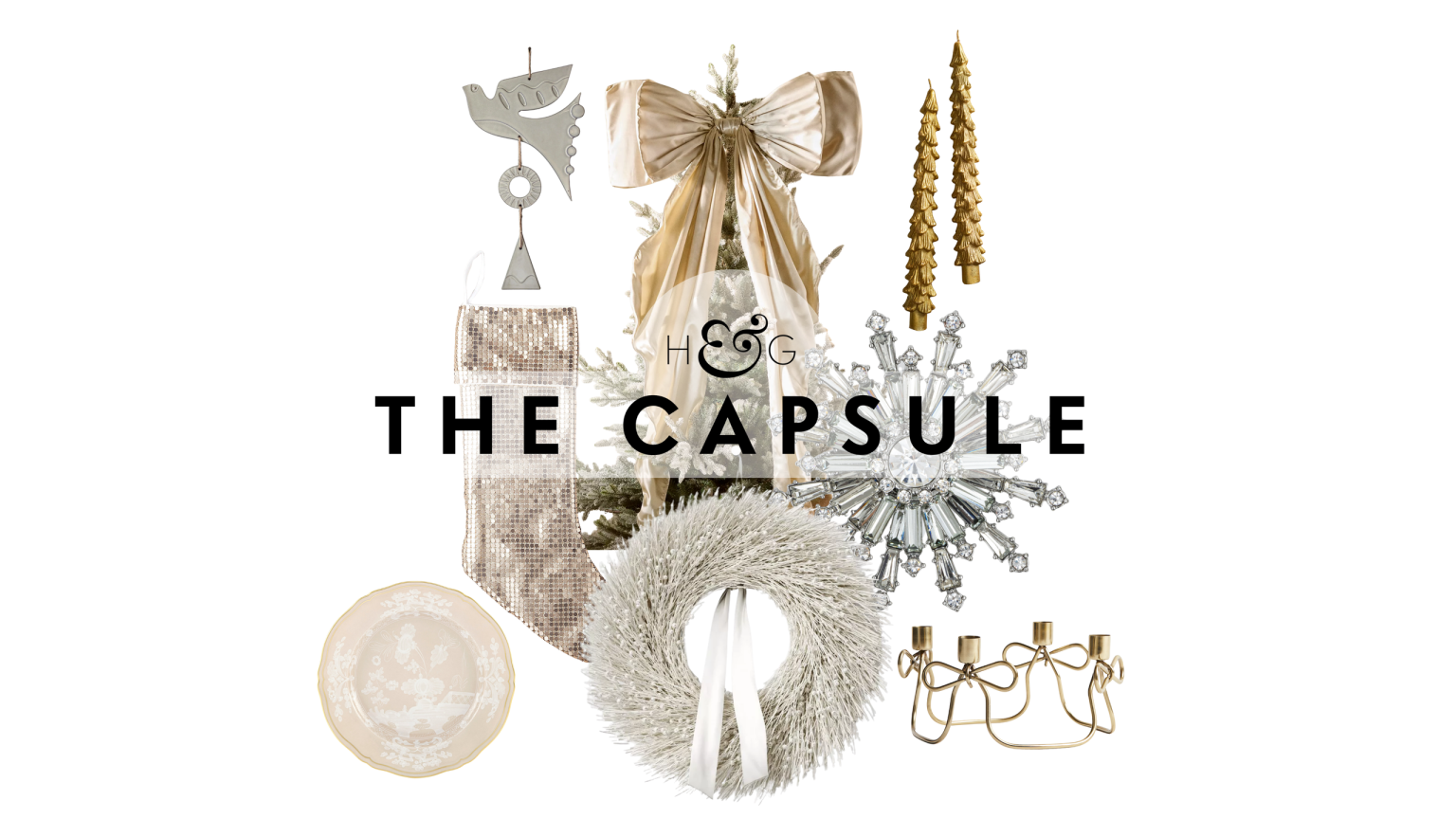Rien n’est plus intemporel qu’un Noël blanc – voici tout ce dont vous avez besoin pour créer ce look luxueusement superposé White and gold Christmas decor, including a frosted white wreath, metal chainmail stocking, crystal napkin ring, and a tree donning an oversized bow