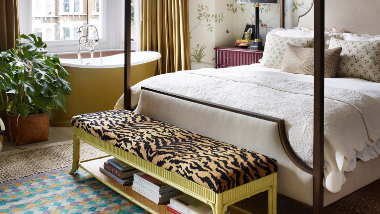 Chaque personne ultra-organisée et soucieuse du design que je connais possède un banc de rangement pour chambre à coucher – 14 choix chics pour réduire l’encombrement et ajouter du style