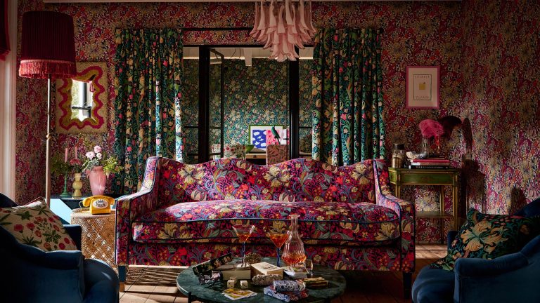 Même si vous détestez les tendances, vous adorerez le « maximalisme du patrimoine » – Achetez 12 trouvailles Wayfair pour un look sophistiqué sans effort qui ne se démode jamais Même si vous détestez les tendances, vous adorerez le « maximalisme du patrimoine » – Achetez 12 trouvailles Wayfair pour un look sophistiqué sans effort qui ne se démode jamais