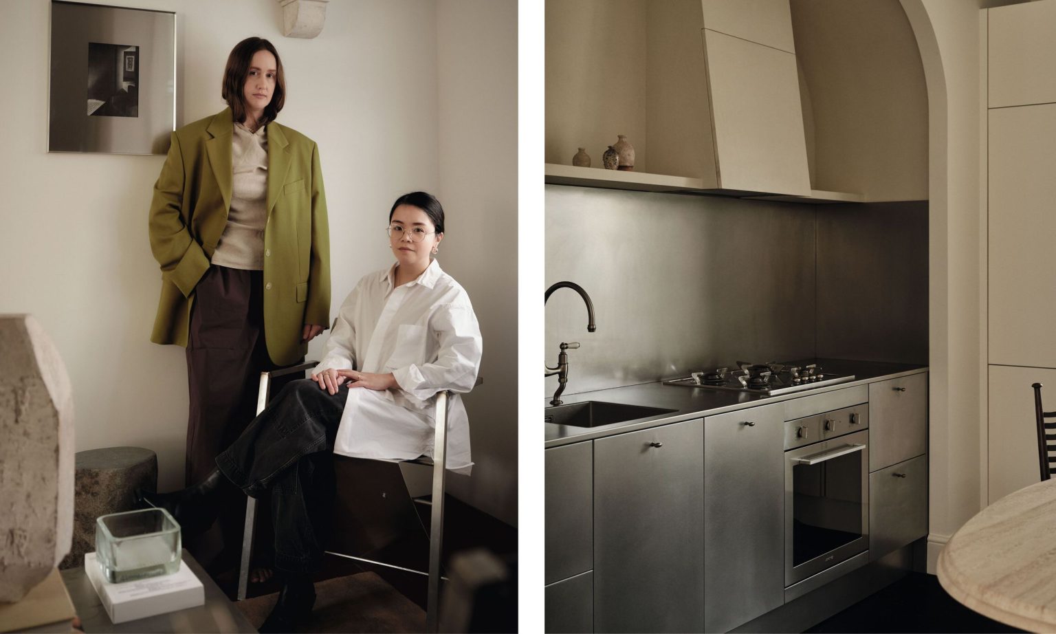 Rencontrez nos prochains gagnants en design : Studio Jey A split image featuring the founders of Studio Jey in a curated interior (left) and a minimalist kitchen design with stainless steel cabinetry and a sculptural plaster range hood (right).