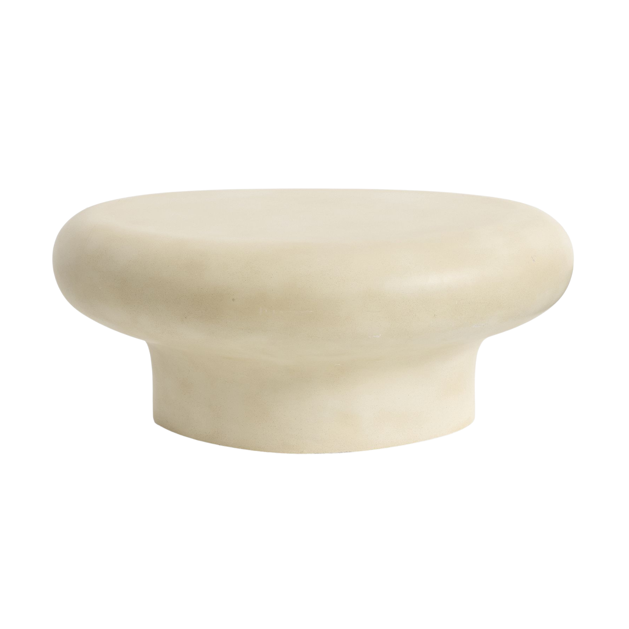 une table basse d'extérieur en béton