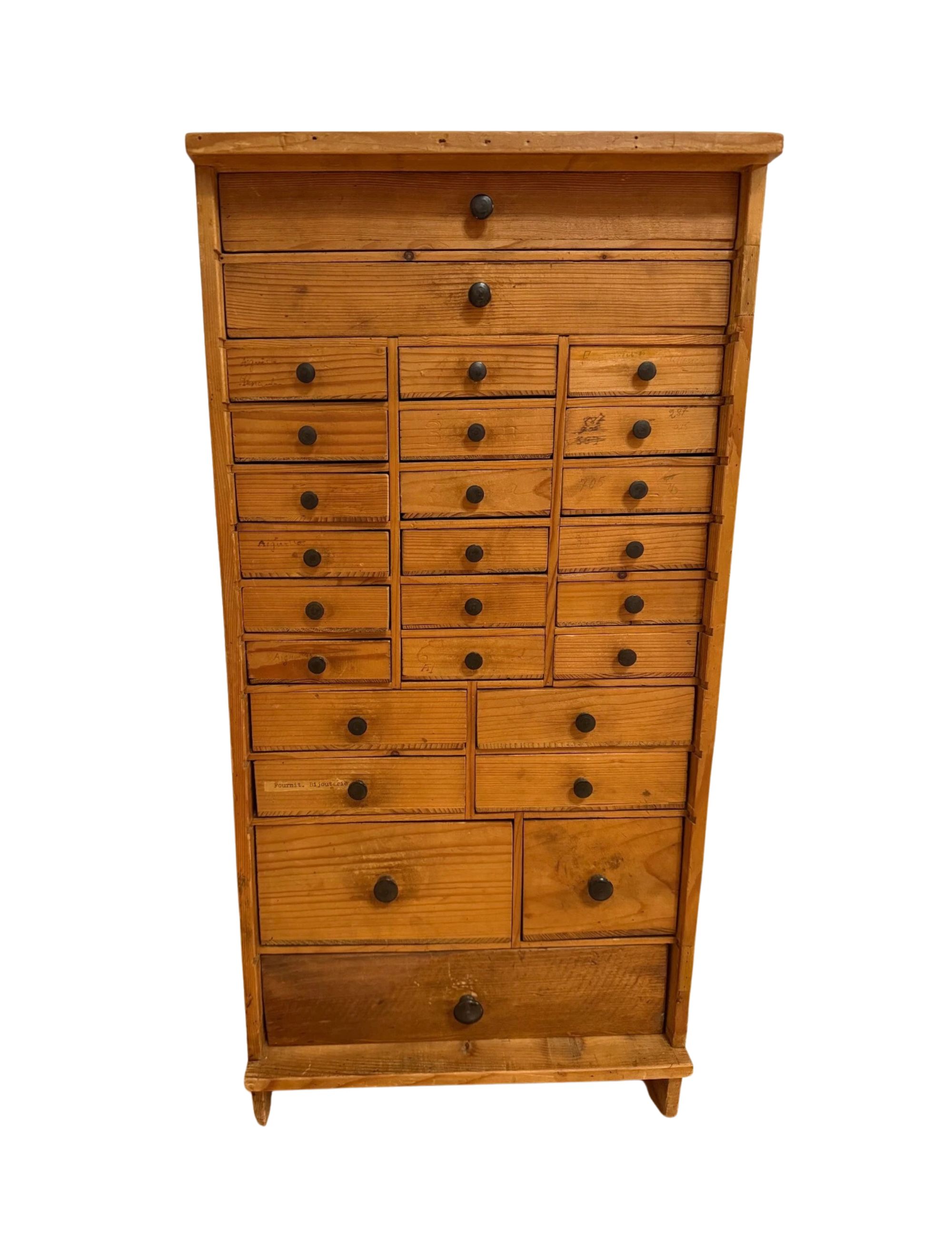 eBay, Petite armoire horloge avec poignées en métal