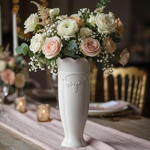 Vase en céramique blanche