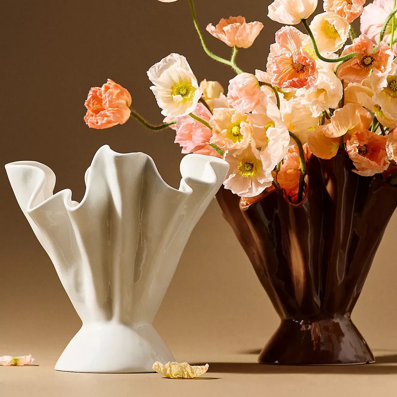 Vase à volants
