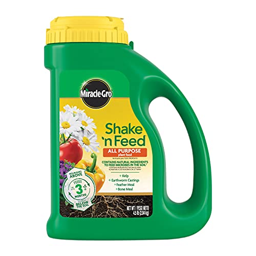 Miracle-Gro Shake 'n Feed Engrais pour plantes tout usage – Engrais pour plantes d'extérieur et d'intérieur pour le sol et les conteneurs, se nourrit jusqu'à 3 mois, 4,5 lb.