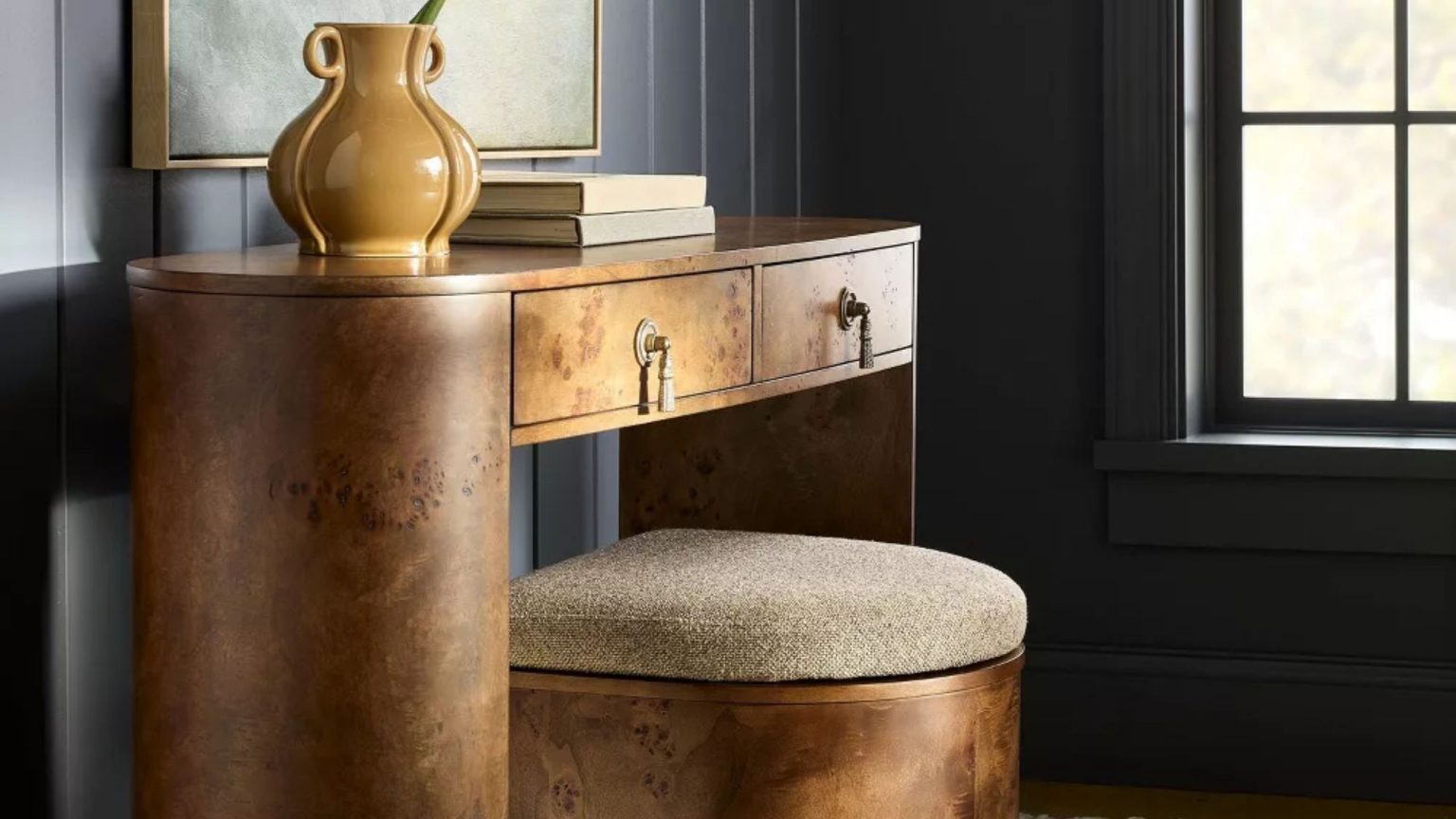 Shea McGee vient d’inventer le pouf de rangement parfait pour les petits espaces – et vous n’en croirez pas le prix Shea McGee vient d'inventer le pouf de rangement parfait pour les petits espaces – et vous n'en croirez pas le prix