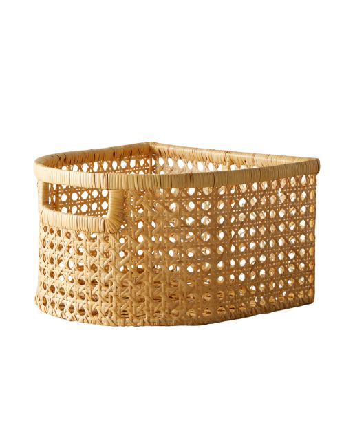 Panier en canne par Sarah Sherman Samuel